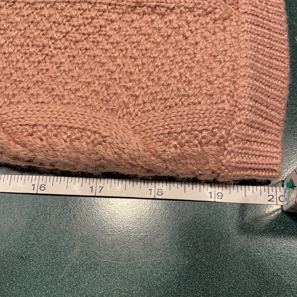 Torrid sweater perfect for Valentine’s day - Picture 4 of 7